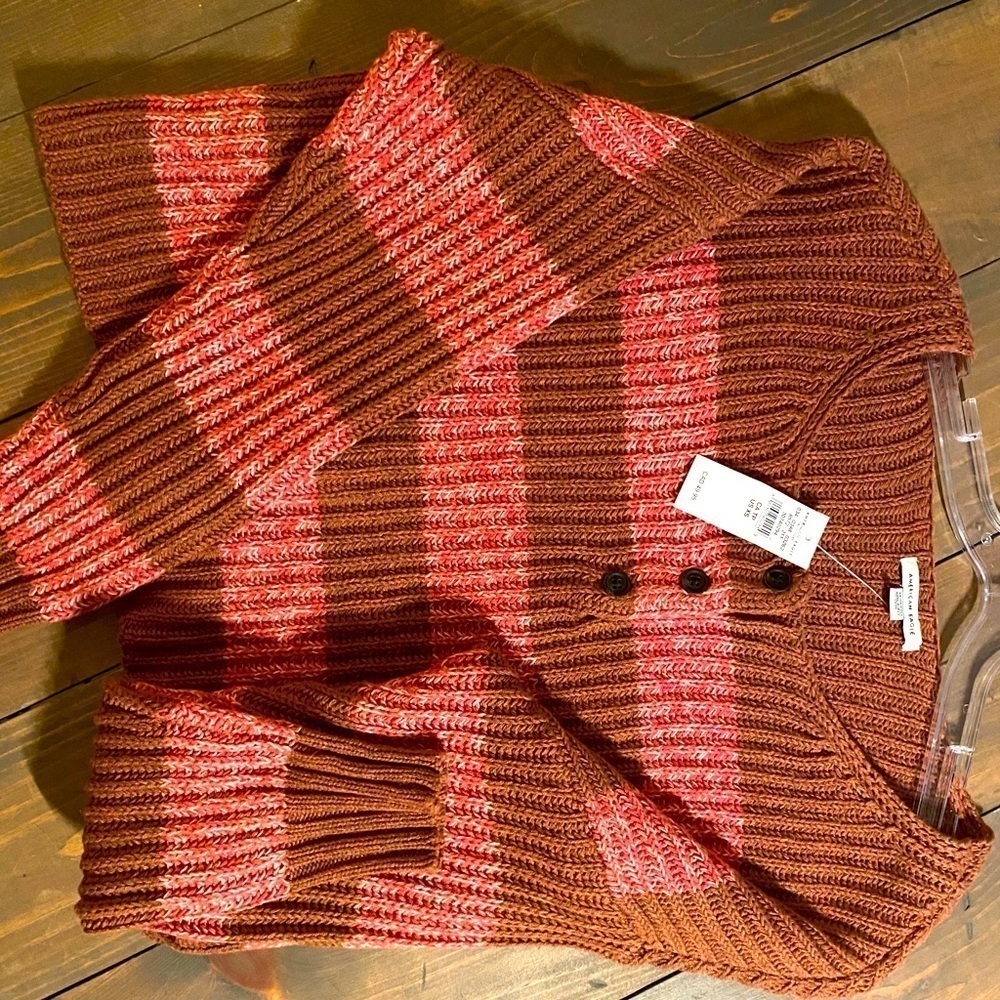 Cropped sweater
